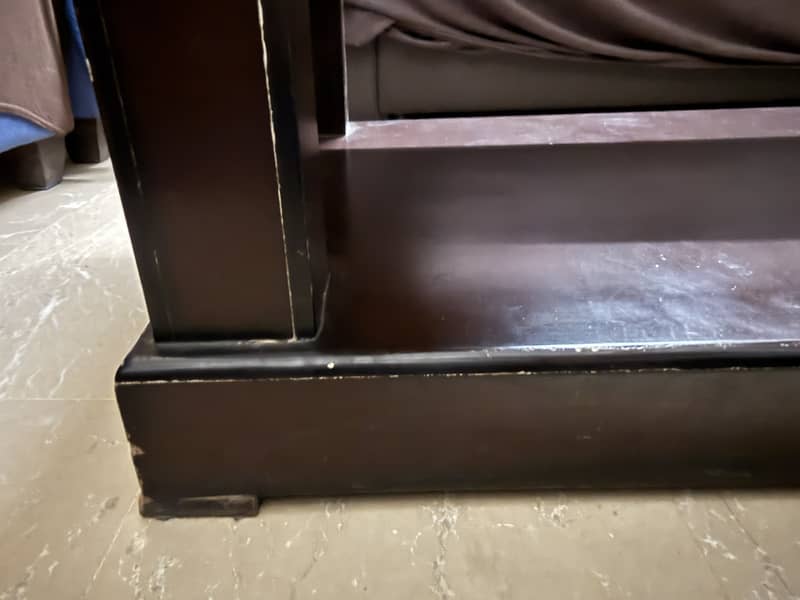Center table 1