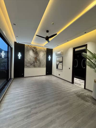 1 Kanal Upper Portion For Rent In DHA Phase 8 - Separate Entrance