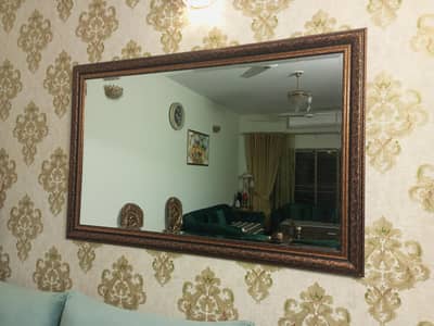 Drawing Room Decuration mirror.