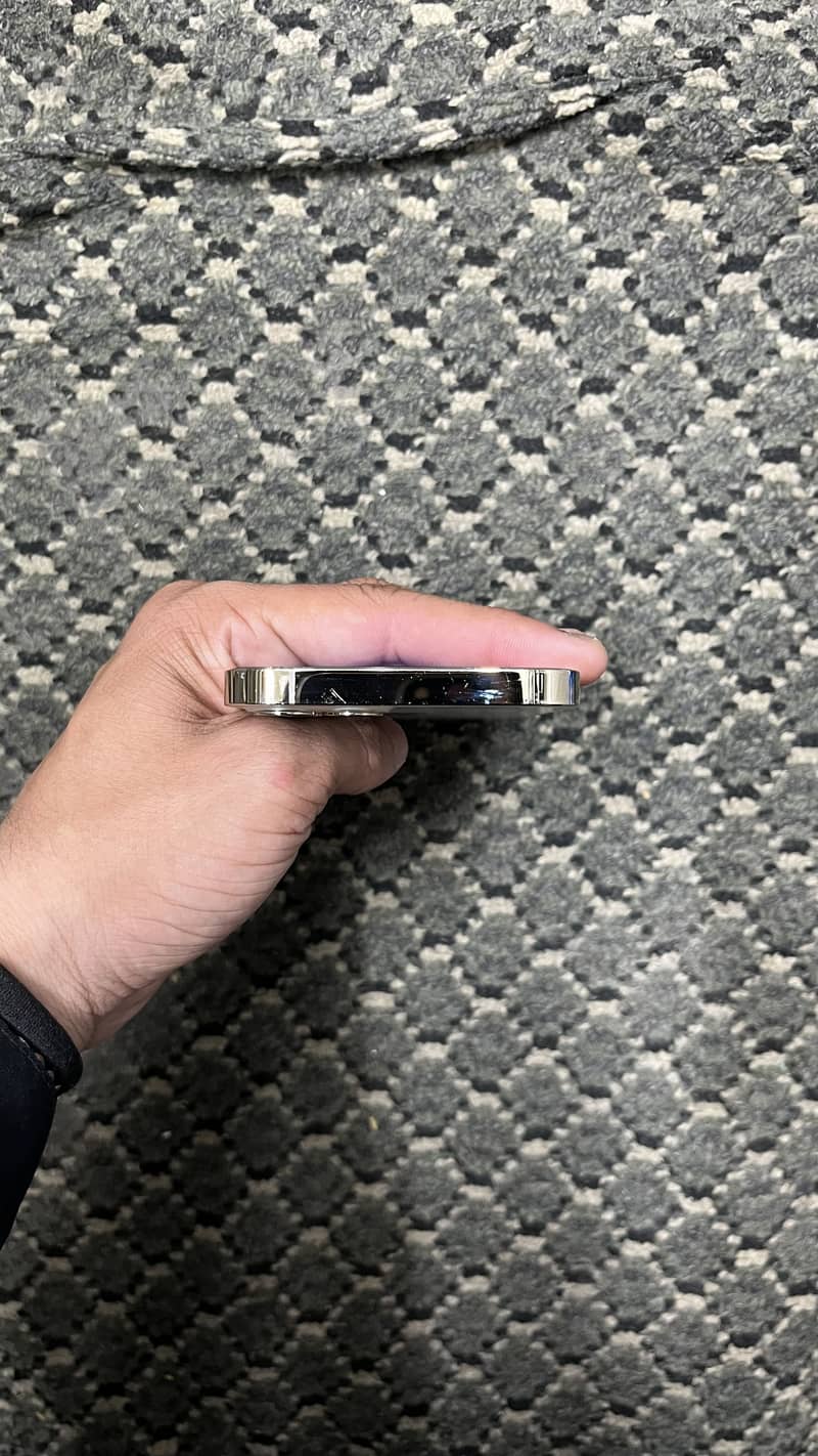 IPHONE 12 pro 5