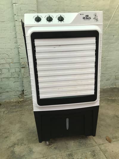Air cooler fast air throw like new only one month use