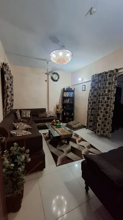 Prime Location 1350 Square Feet Flat In Stunning Gulistan-E-Jauhar - Block 18 Is Available For Sale