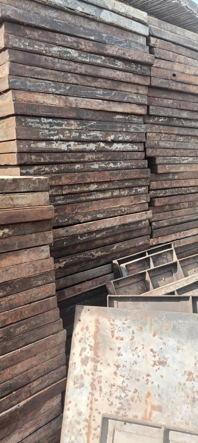 scaffolding material 11