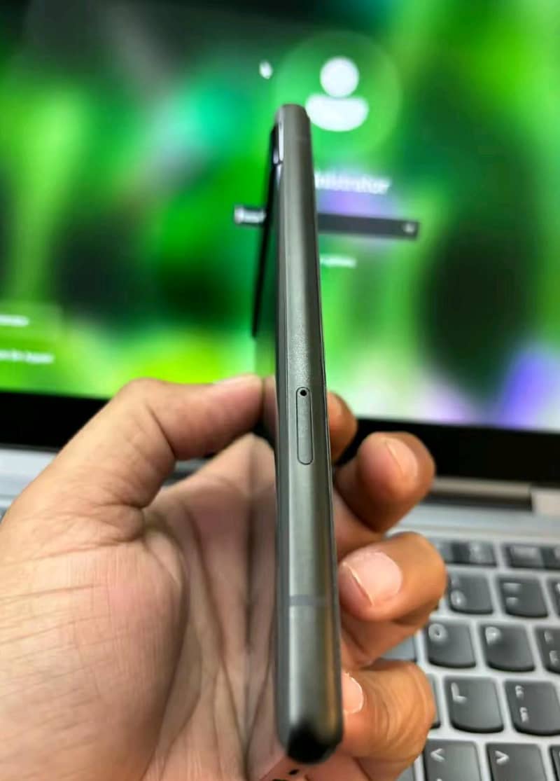 Pixel 6a 1