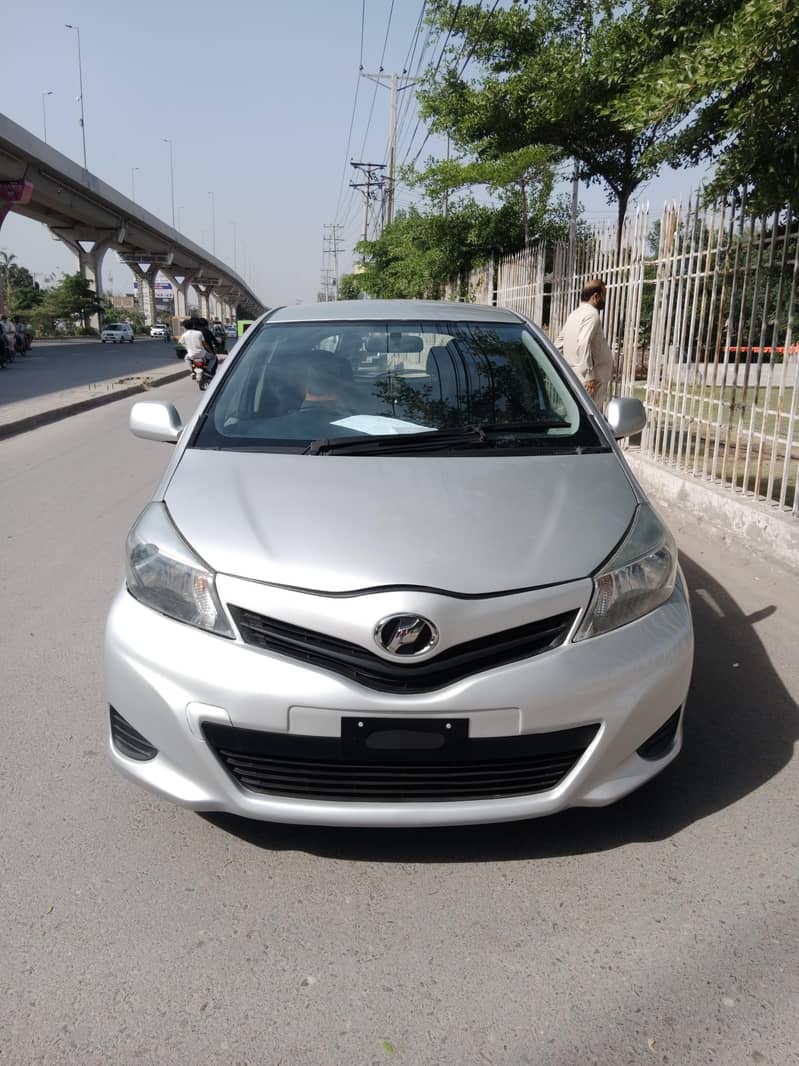 toyota vitz 0