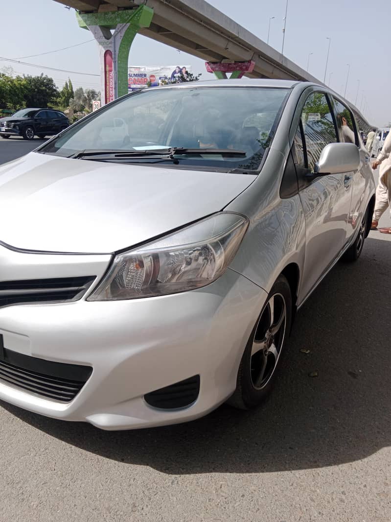 toyota vitz 2