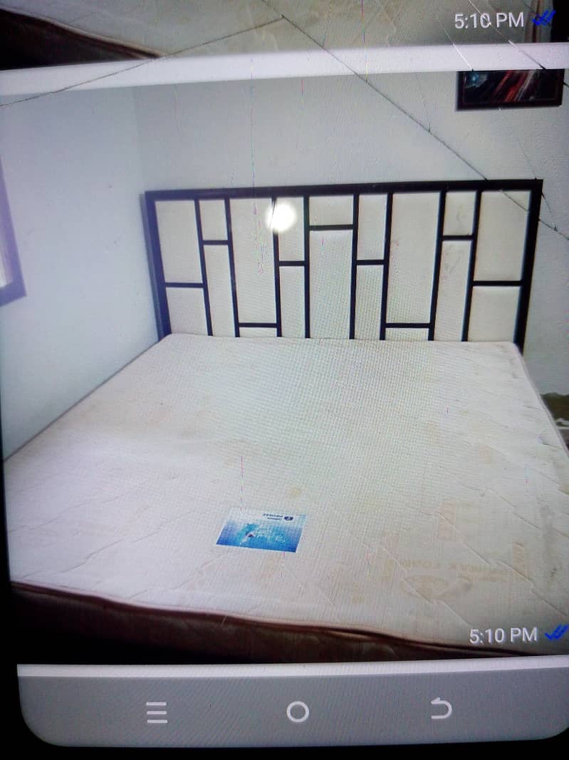 king bed 0