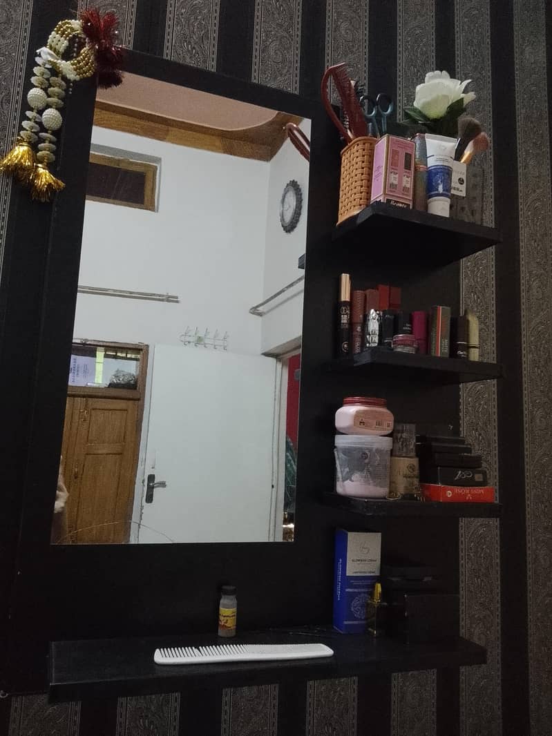 wall mirror 0