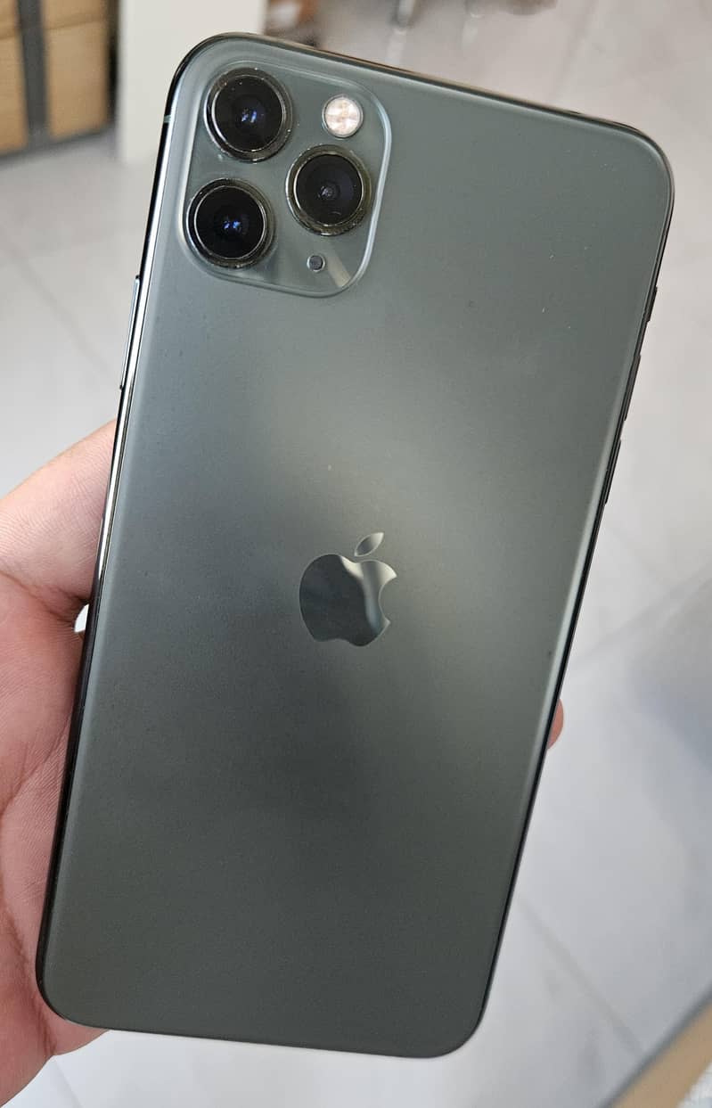iPhone 11 Pro Max 0