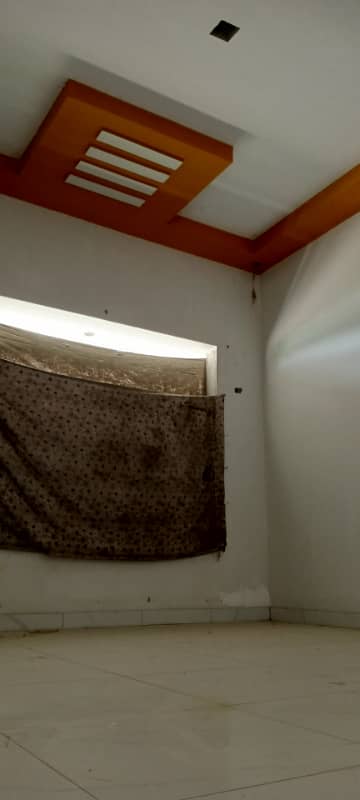 Corner single story House for Sell