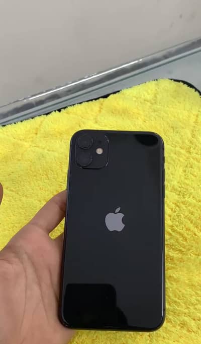 Iphone 11 factory unlocked  64 GB Battery health 85