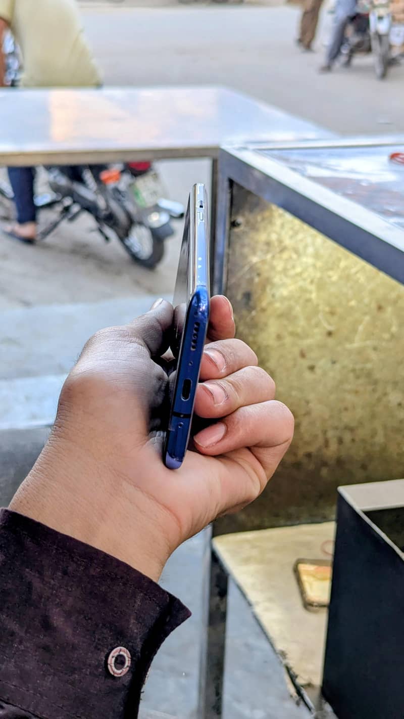 One Plus 7 Pro 5