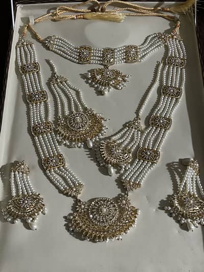  Elegant Pearl Bridal Jewelry Set 