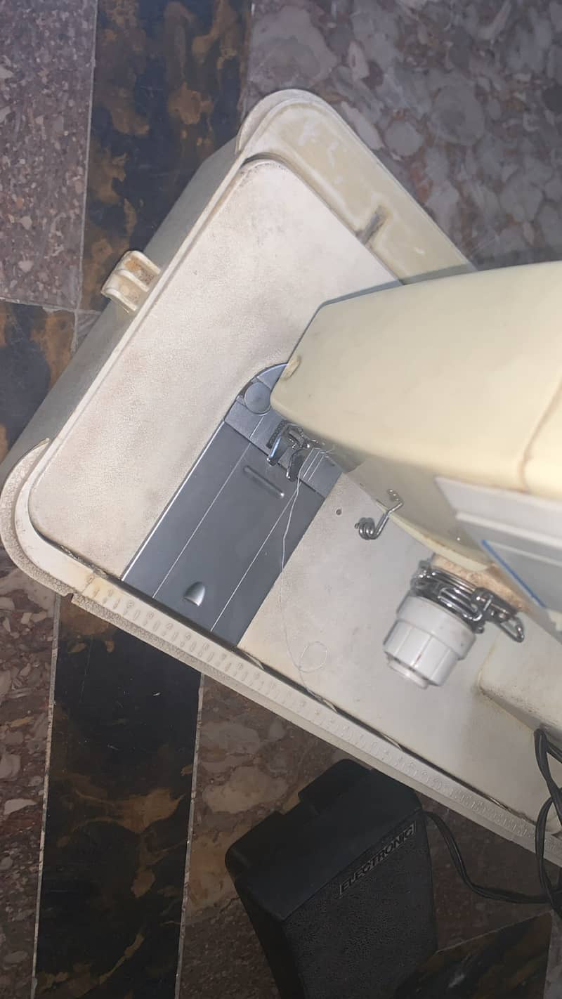 Singer Sewing Machine 2
