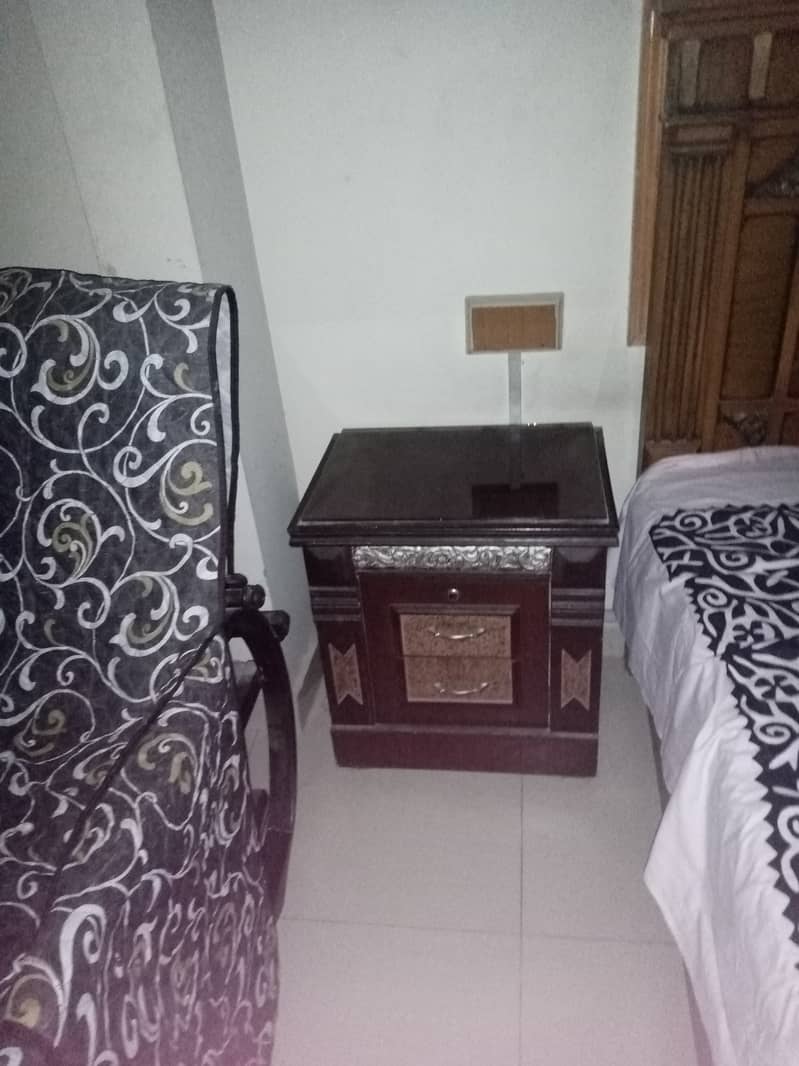 Bed set 2 side tables one dressing table 3