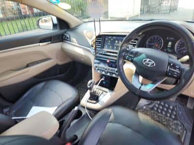 Hyundai Elantra Gls Full option