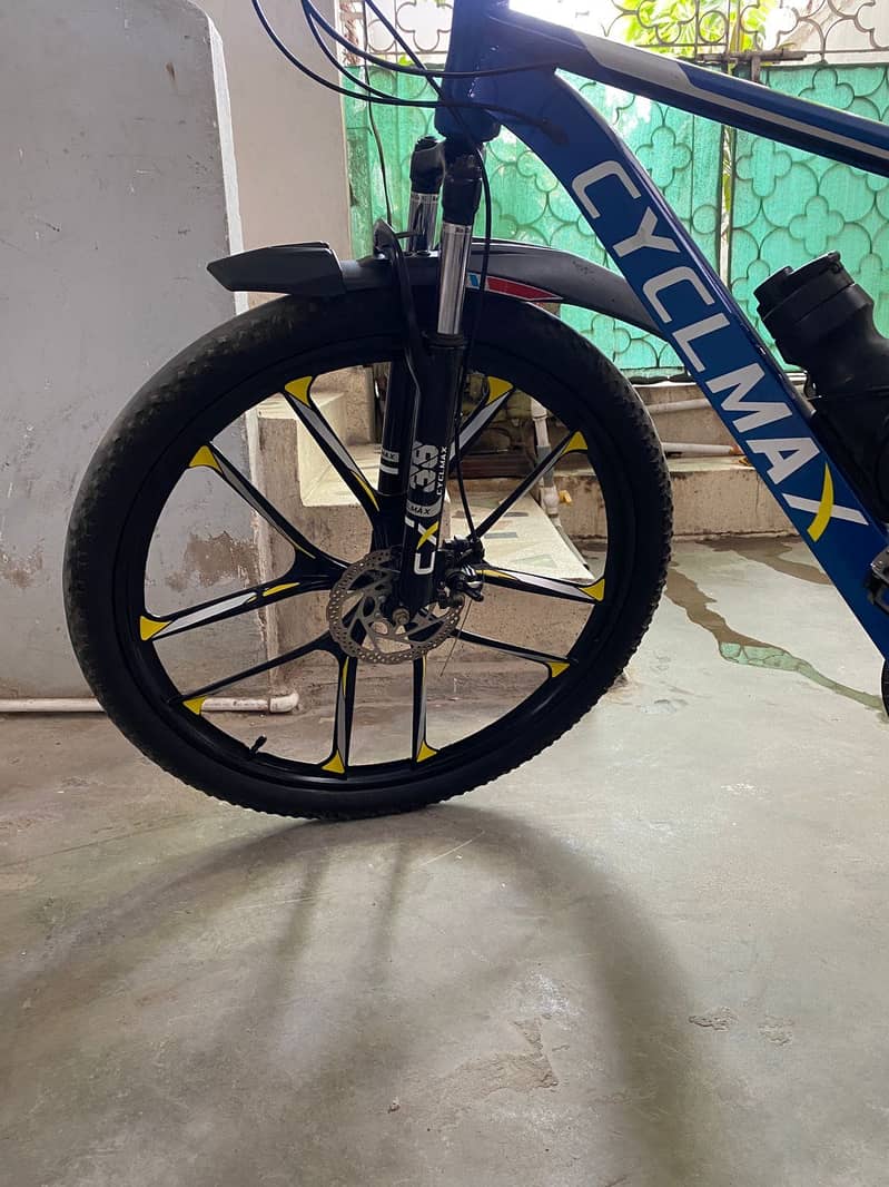 Blue Cycle 5