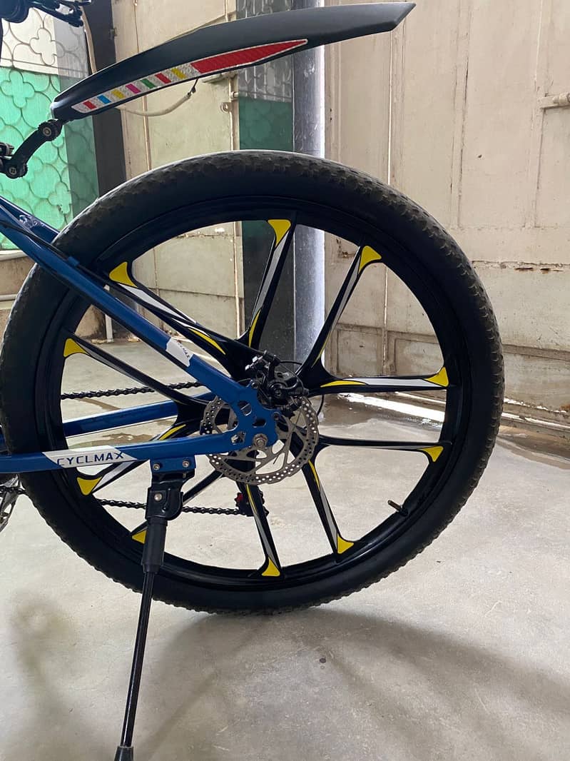 Blue Cycle 6