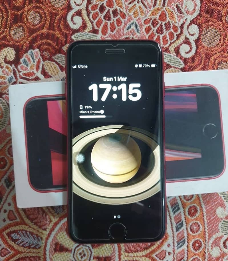 iPHONE SE2020 3