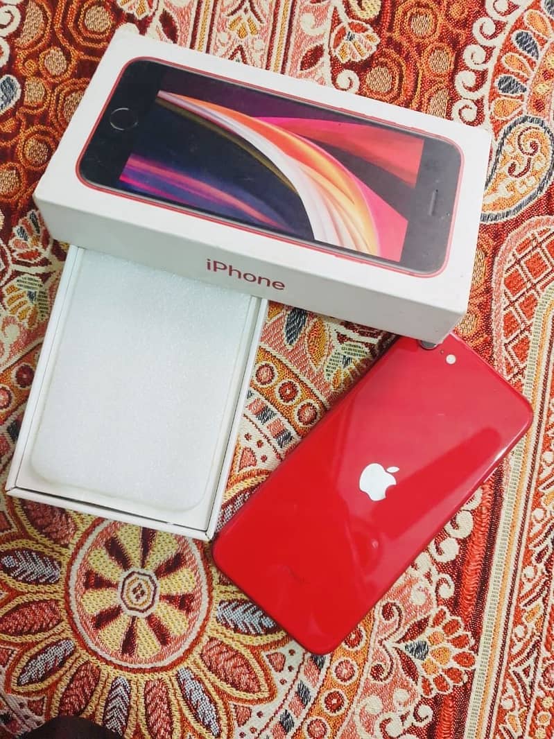 iPHONE SE2020 5
