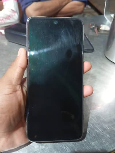 mobile ok hn sb thk hn paiso k  zarort hn is lya