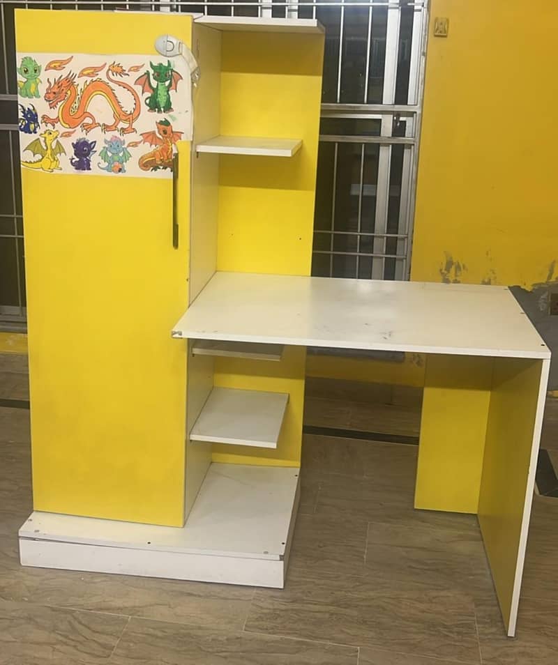 study table for kids 1