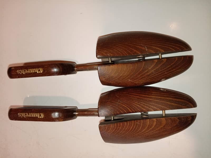 shoe trees 0