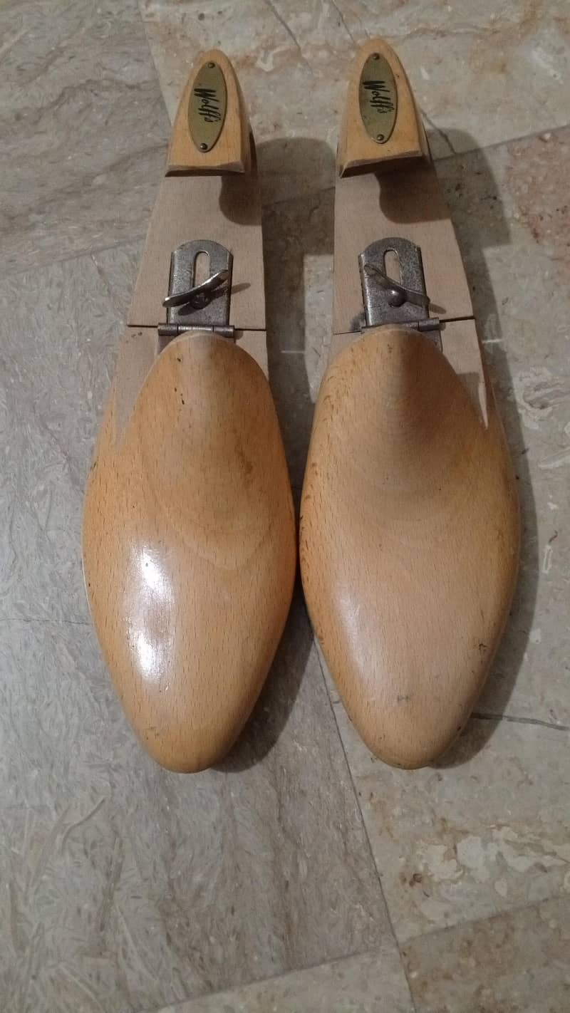 shoe trees 2