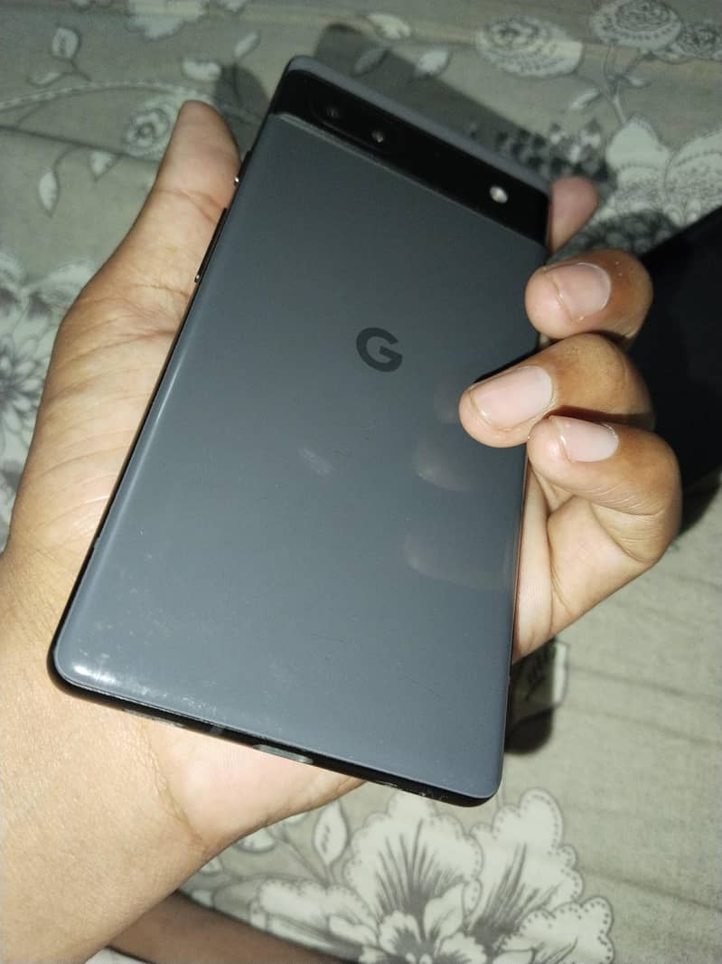 Google Pixel 6a 1