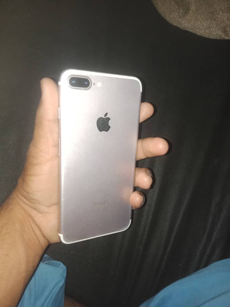 Iphone 7 plus 1