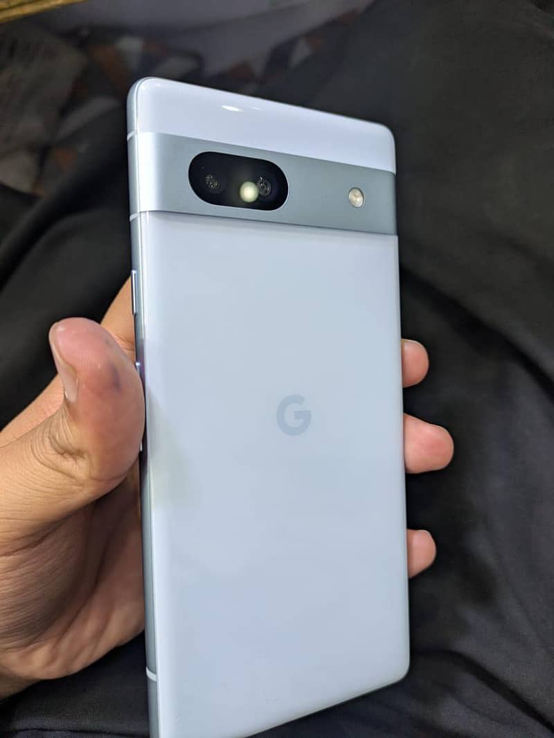 Google Pixel 7A 0