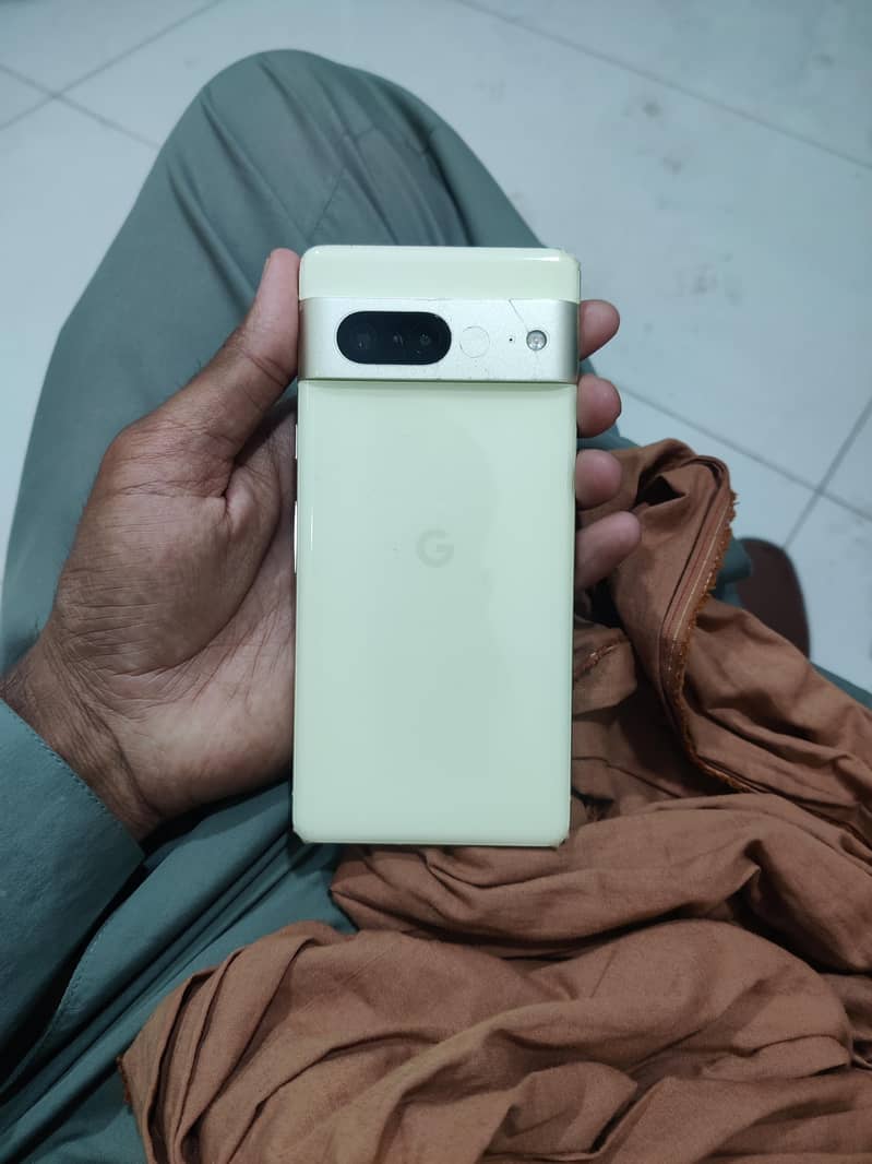 Google Pixel 7 0