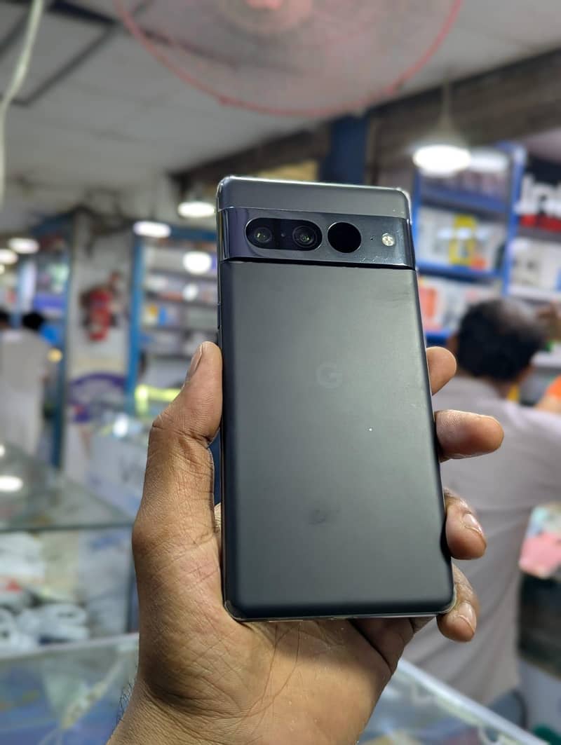 GOOGLE PIXEL 7 PRO 5