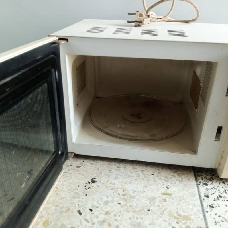 microwave 1