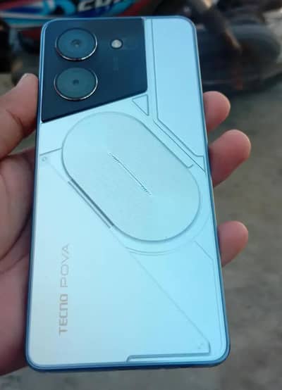 Tecno pova 5g pro