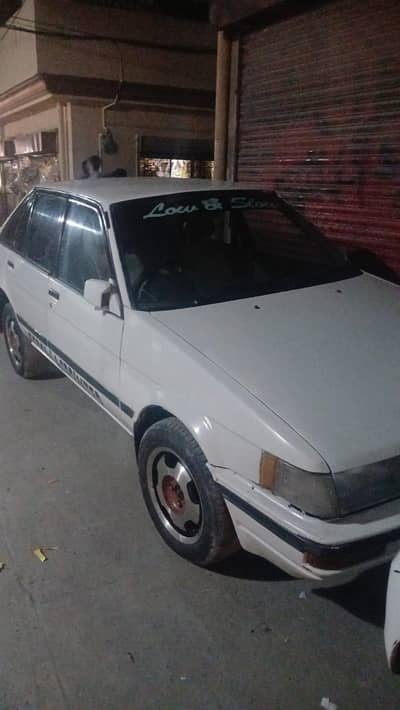 Corolla Toyota. Dx Saloon