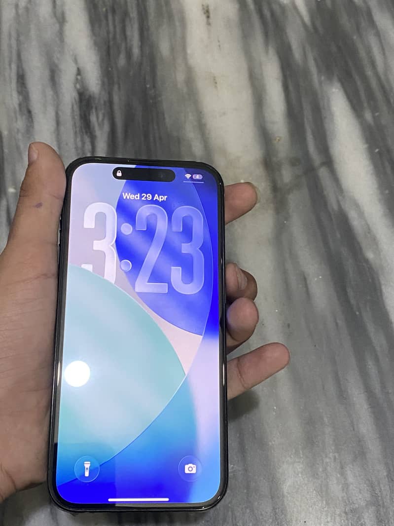 Iphone 15 pro 6