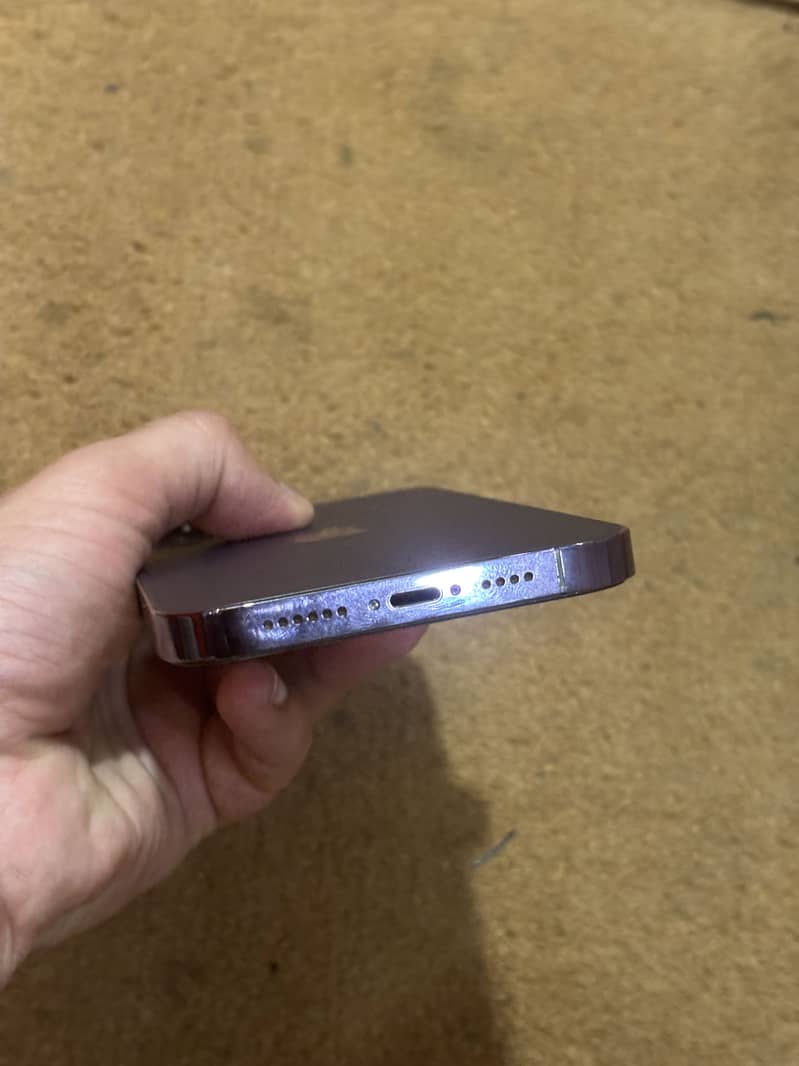 Iphone 14 pro max (lock) 6