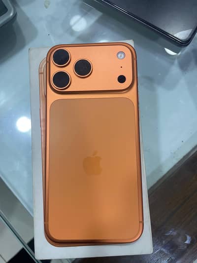 17 pro max 256 Cosmic orange