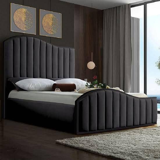 bed 2 side tables and dirasing 5