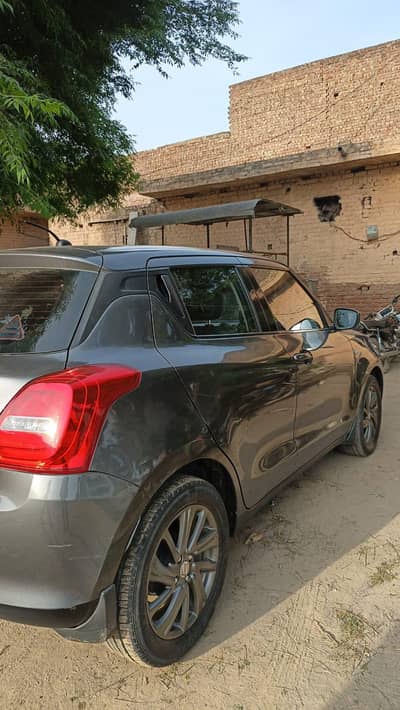 Suzuki swift gl cvt 2022 model