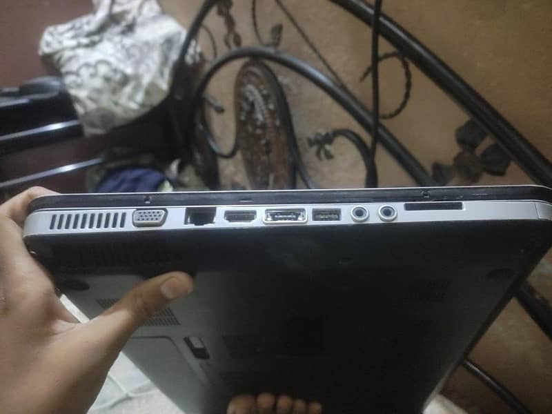HP pavilion dv 7h 4
