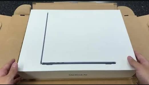 Apple MacBook M5 Air 16/512 Box Pack Non active