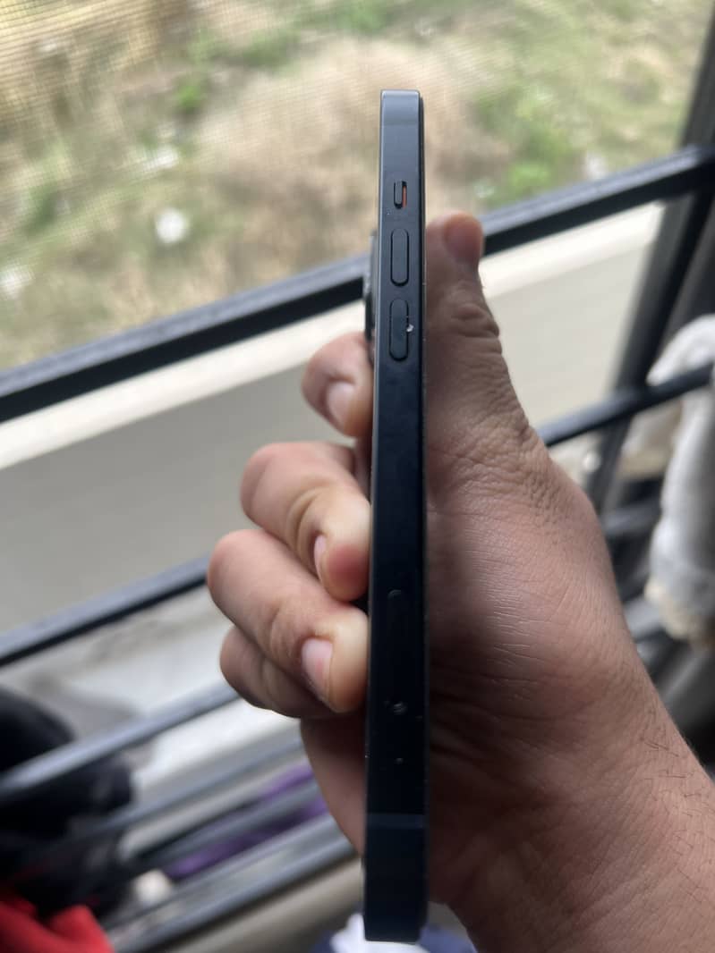 Iphone 13 3