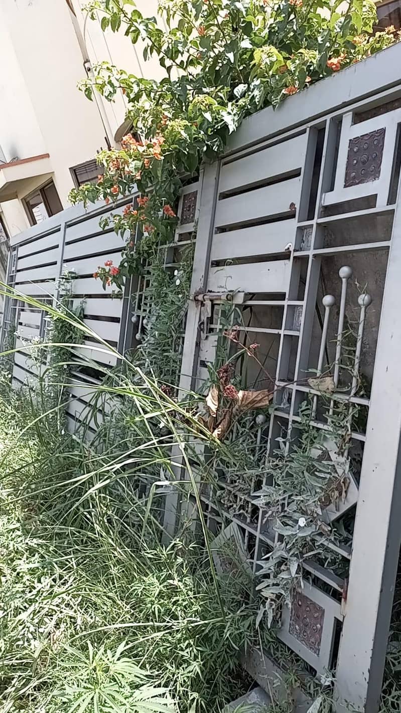 Sliding Metallic solid iron gate 1
