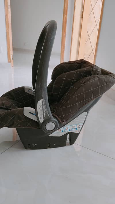 Baby cot for sale