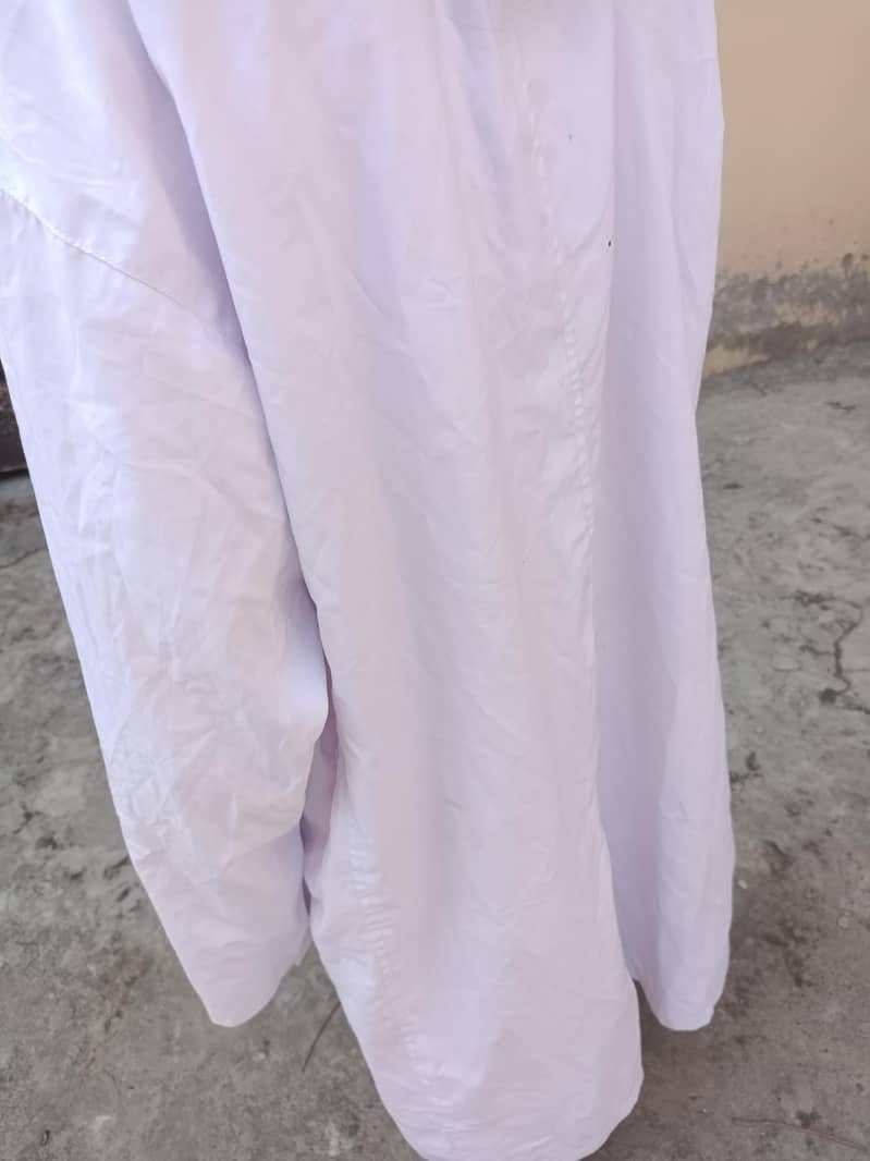 Lab coat 4