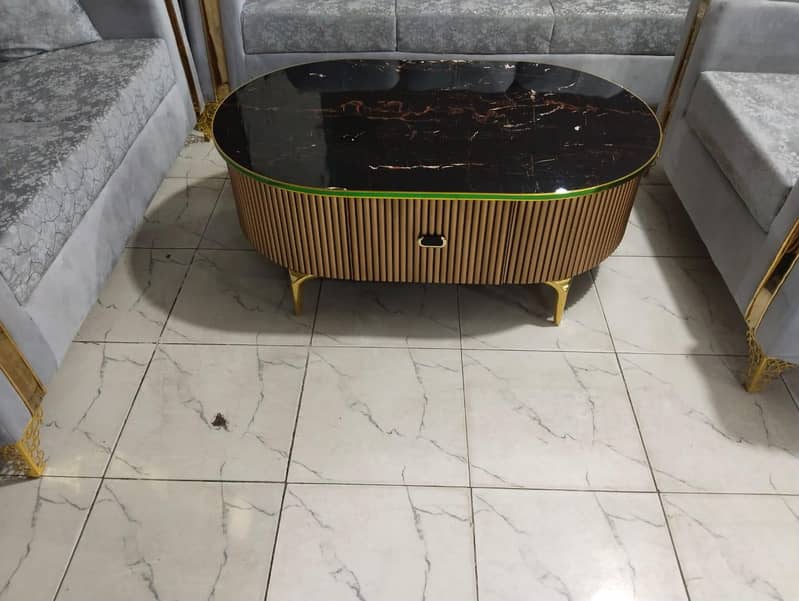 Sofa Centre Coffee table 18