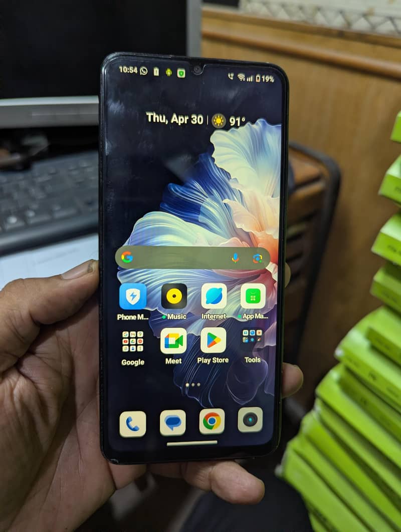 Realmi C53. 1