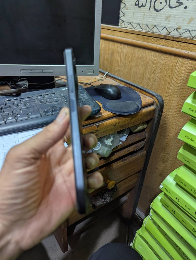Realmi C53. 4